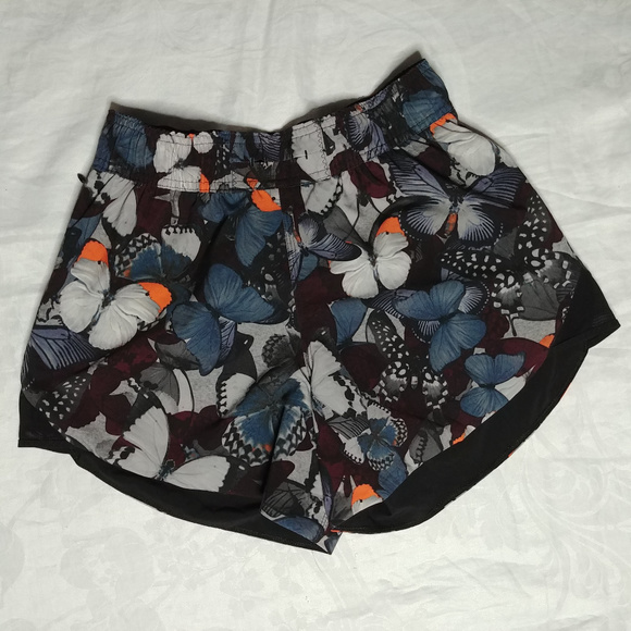 lululemon athletica Pants - Reversible Butterfly Shorts Go The Distance 4